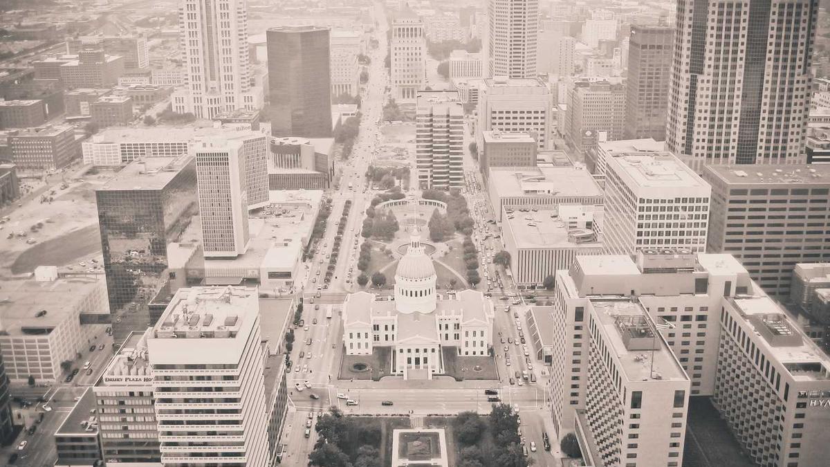 好闺蜜满足了我的好奇心 那次闺蜜背着老公带我去按摩