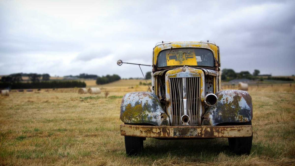 大庆在吉林长春的哪个方向