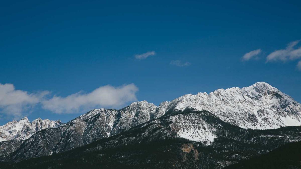 松江大学城附近足浴店最多的地方在哪里